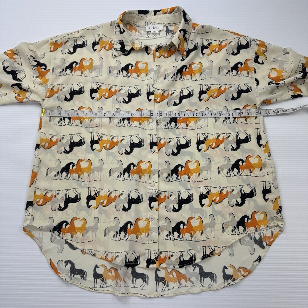 Taelynn Womens L Horse Print Blouse Button Down Shirt Equestrian Novelty - Picture 8 of 8